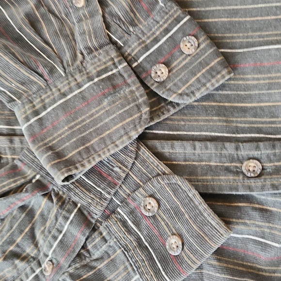 'Free Add On' Retreat Button Shirt Sz XL - Picture 3 of 6